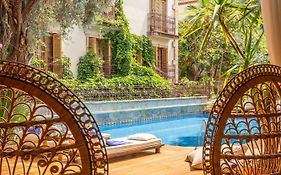 Jade Residence (Adults Only)